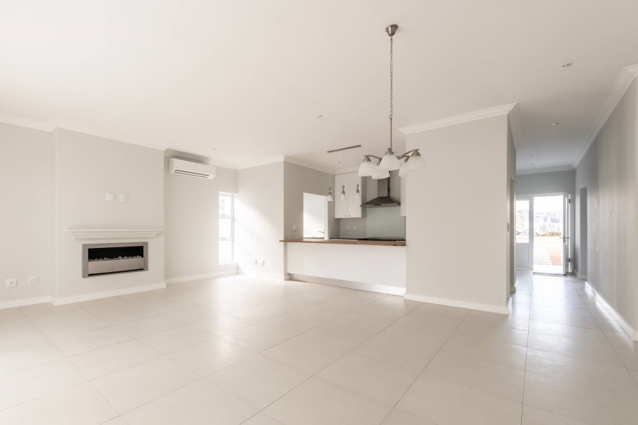 To Let 3 Bedroom Property for Rent in Val De Vie Estate Western Cape